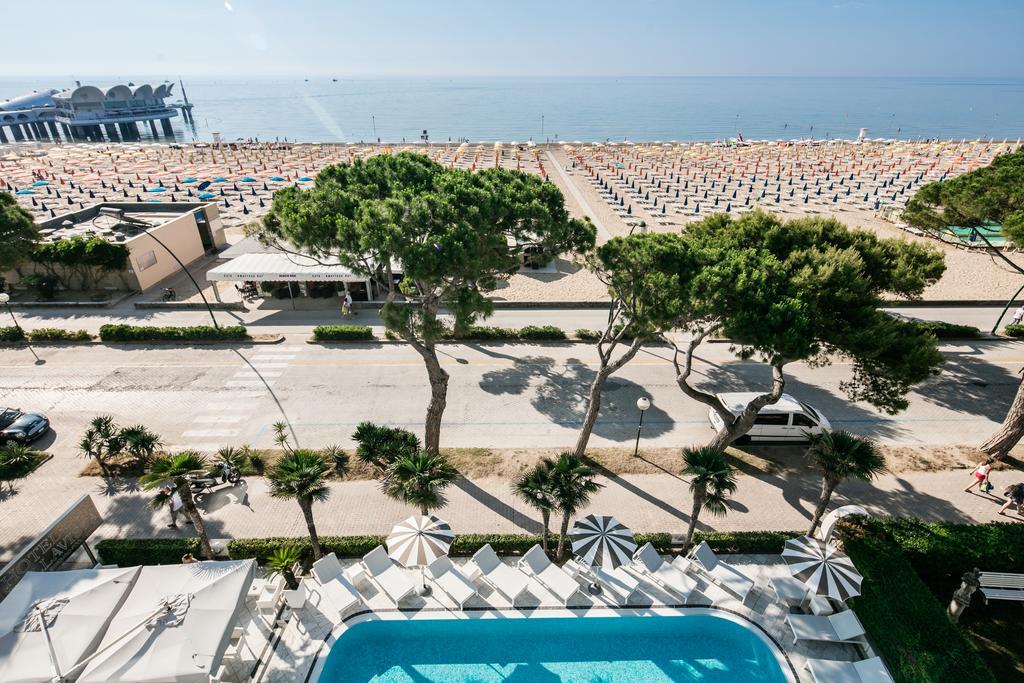 Hotel Bellavista Lignano Sabbiadoro Extérieur photo